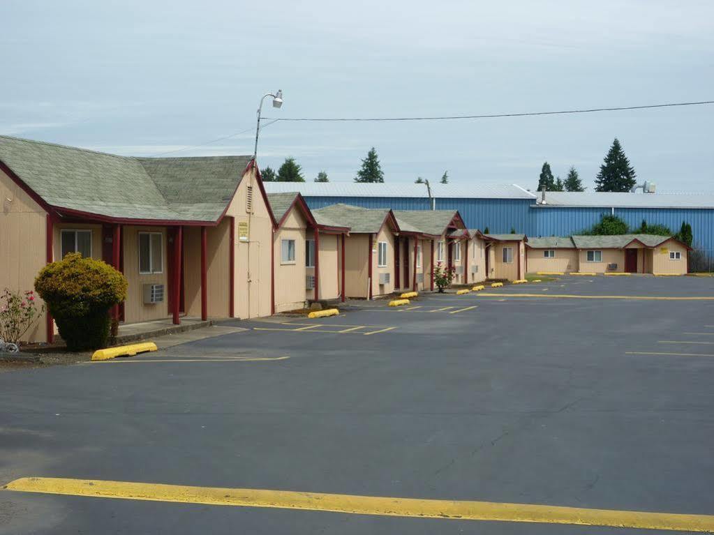 Budget Inn Motel Woodburn Exterior foto